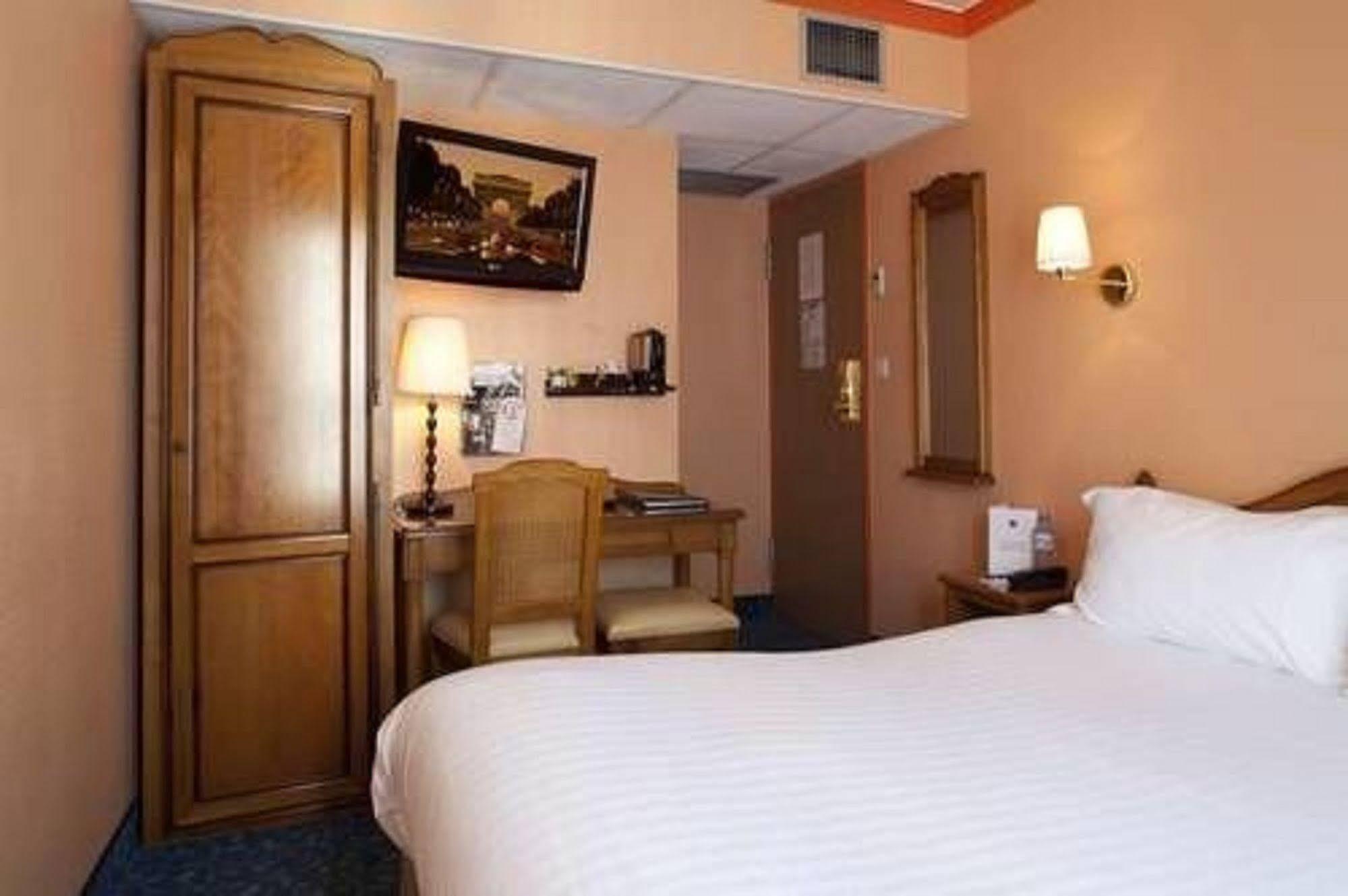 Western Aurore Hotel 3*